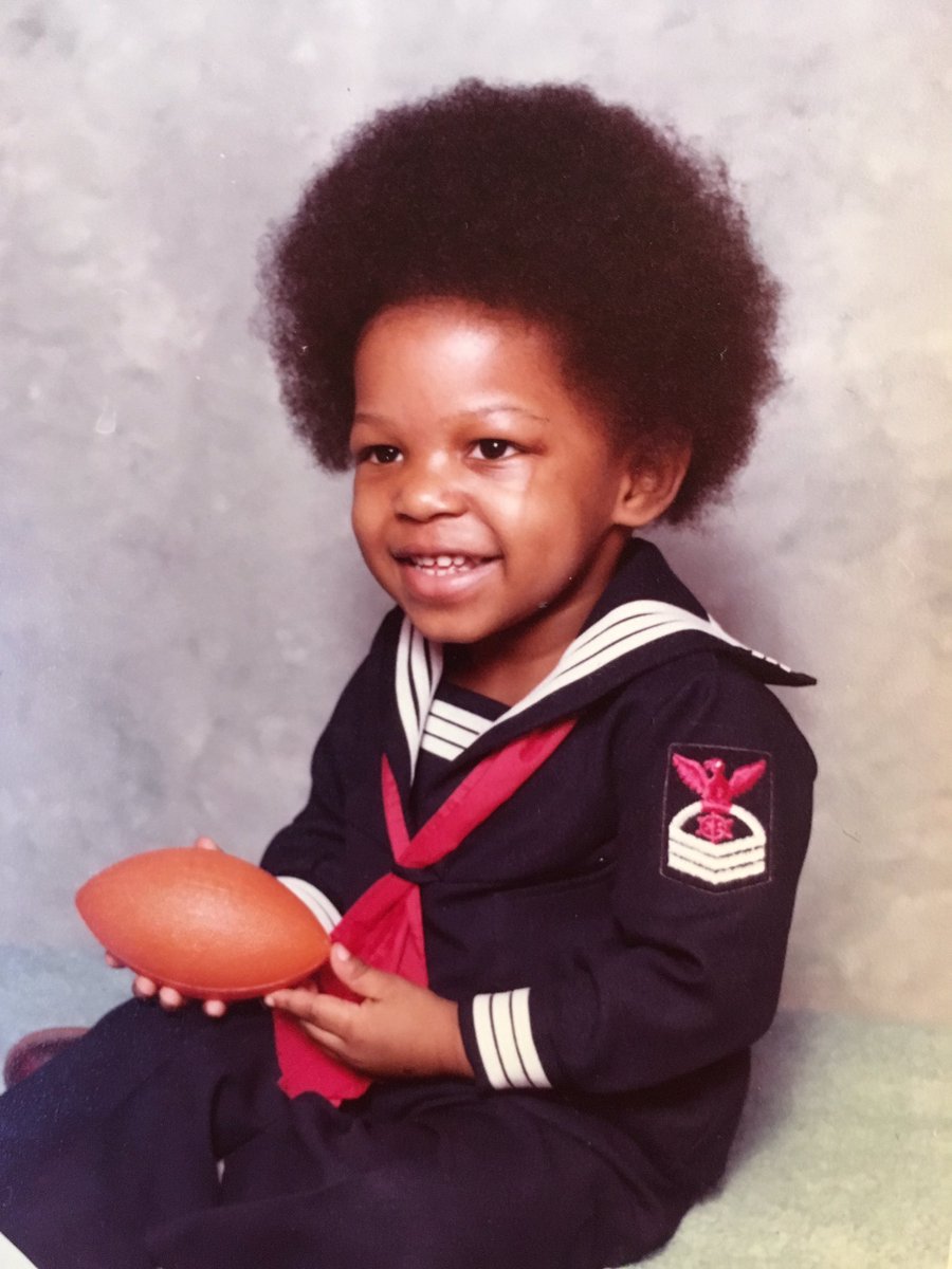 BigAntHerron's tweet photo. Little did I know, future football coaches would choose not to let me handle the rock in game action. #TBT #AllNatural #FroGame https://t.co/fb7zJiLNCx