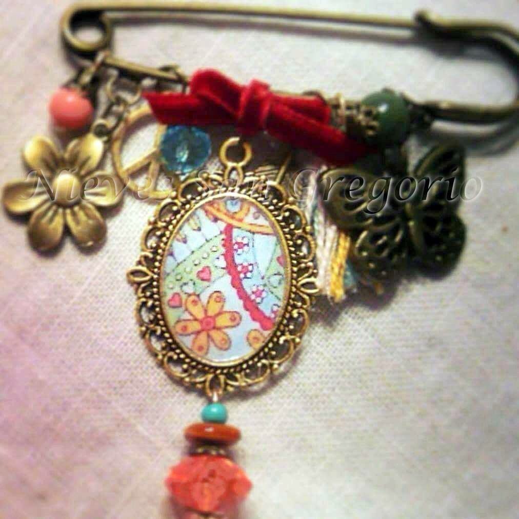 NSGcollection's tweet photo. Nuestra COLECCIÓN HIPPIE CHIC #artesaniacreativa referente d buen gusto y exclusividad #NSGmoda
#deflamencasmaneras
#flamenca
#piezasúnicas https://t.co/Z2wtW6W7zU