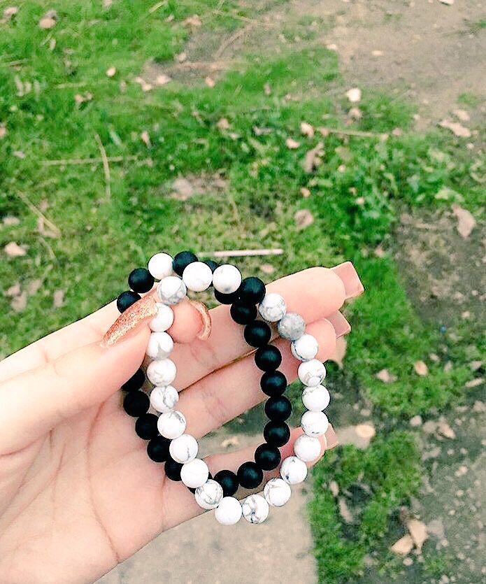 BEFlTMOTlVATION's tweet image. NEEEEEED These Distance Bracelets! ⚪️⚫️❤️😫😍

They're on Sale AlphaAccessories.Co