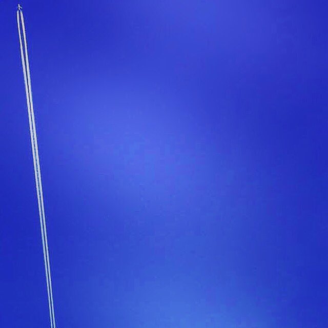 TWEETSFROMi's tweet photo. Blue skies in January. https://t.co/s0cGx6NrFY
