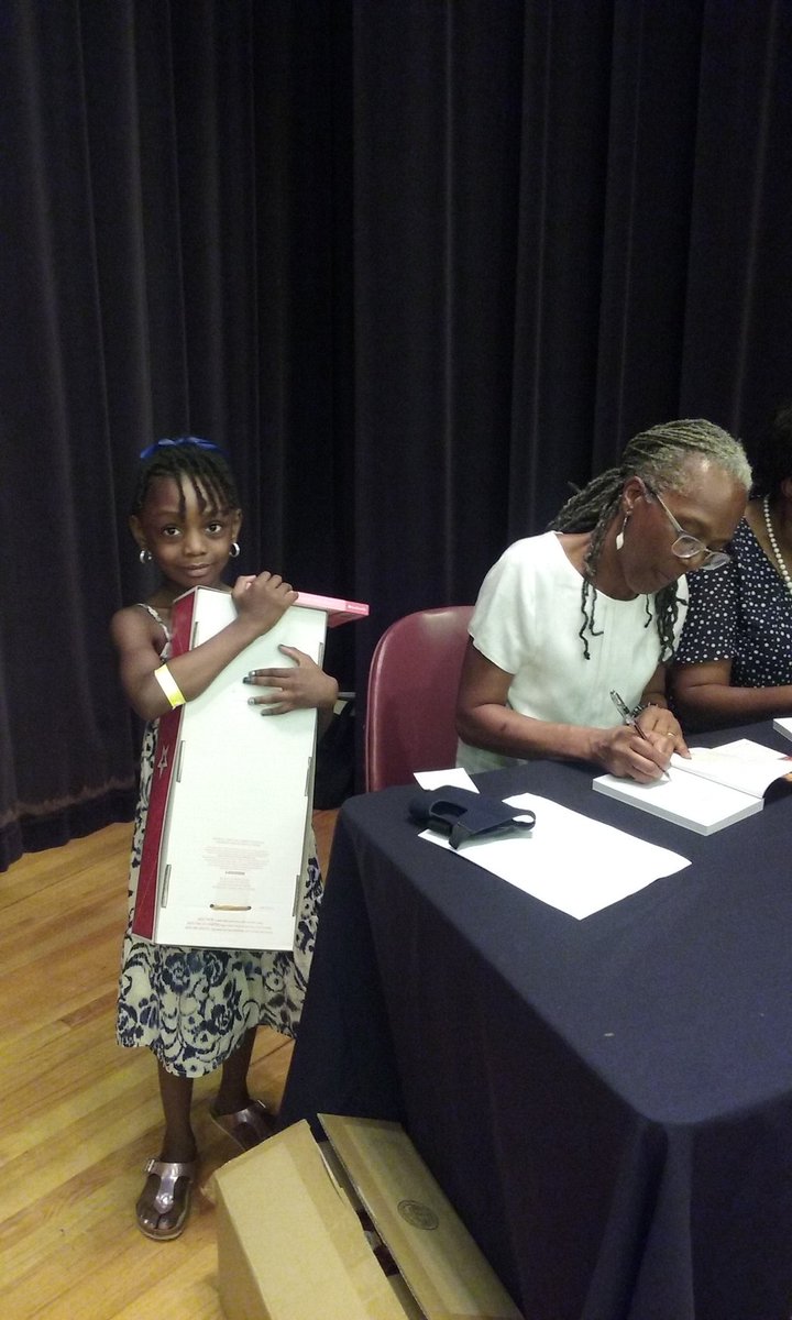 LilBishops's tweet photo. #KidsWithVision #READ and
#JonViayre and #JaviAyre met #AmericanGirl #Author #DeniseLewisPatrick https://t.co/RHf1fLUG1F