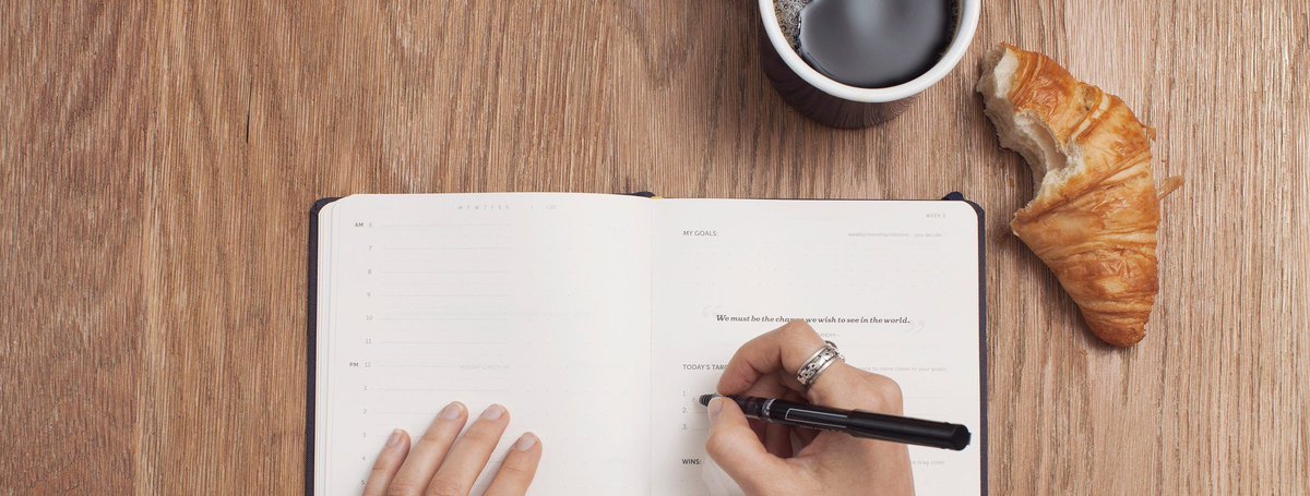 runsomething's tweet photo. Why keeping a daily running log leads to smart training : https://t.co/JiQIHFcJU3 #running #runchat https://t.co/gAbiCcCyWo