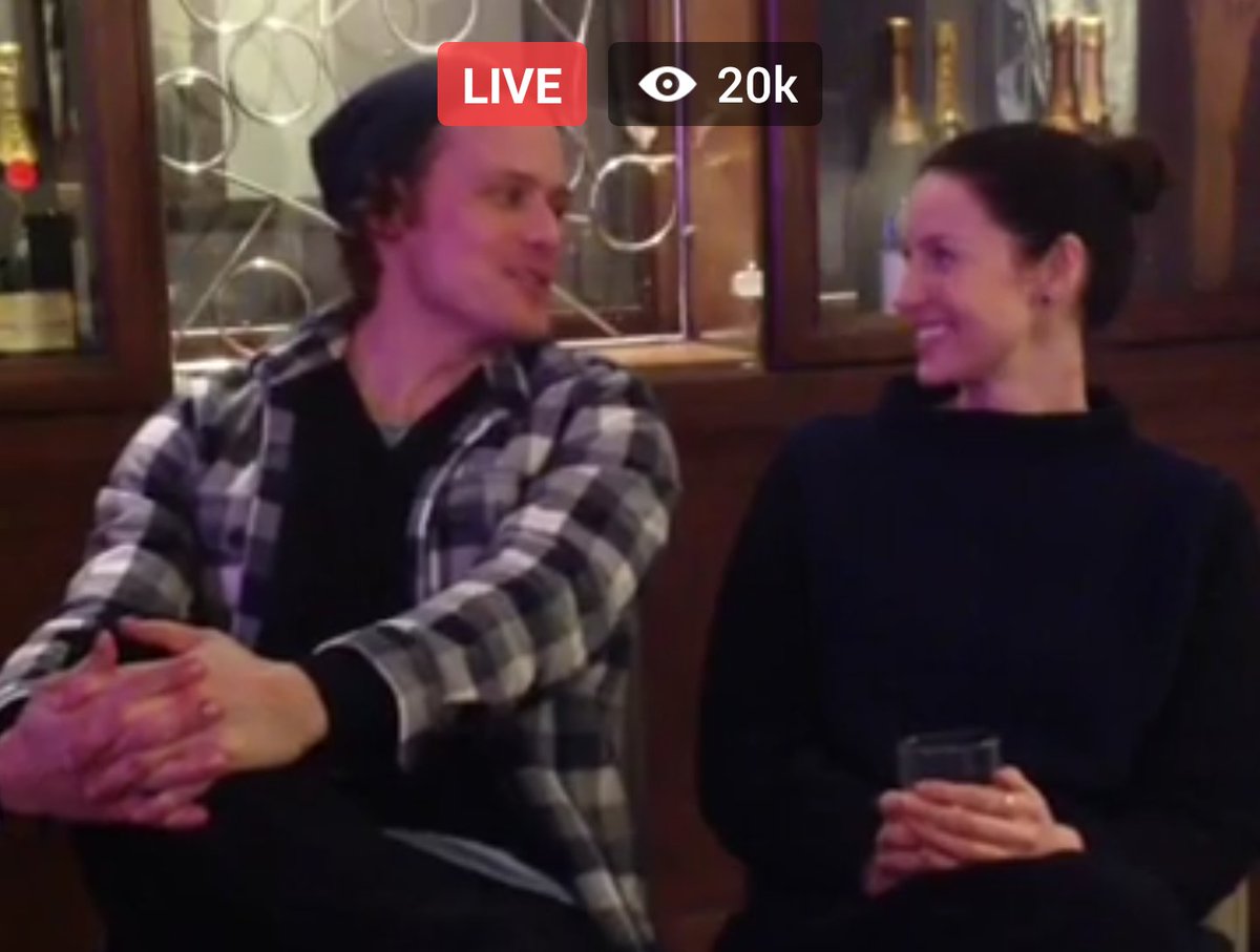 SSassenachs's tweet photo. FANTASTIC Q&A from @SamHeughan & @caitrionambalfe Thanks for taking the time for the fans โค๏ธ๐๐๐ #OutlanderPCA2017 https://t.co/Pw9Mw0QhWx