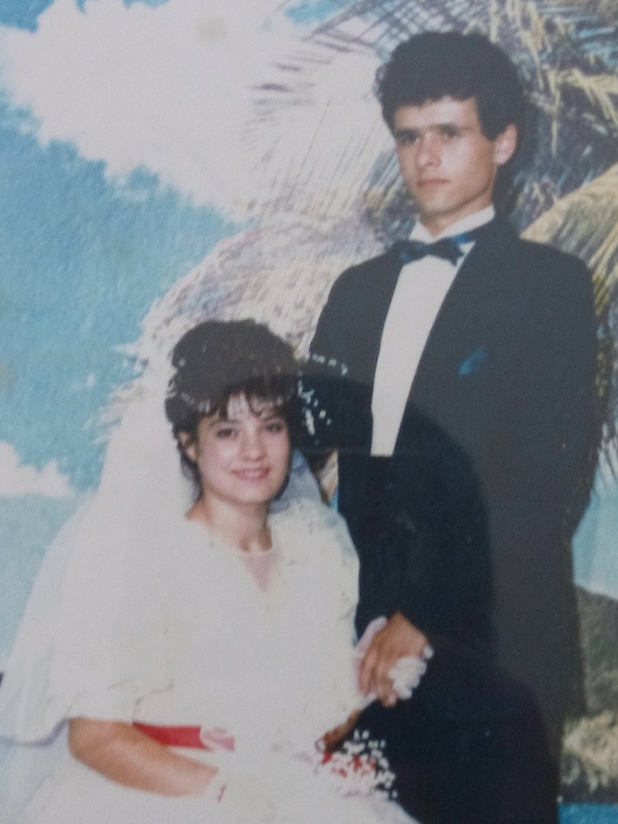 O bullutlari ben buldum geldim. Nerden buldumgum bende sirkalsin sade beni turkler ilgilindiri