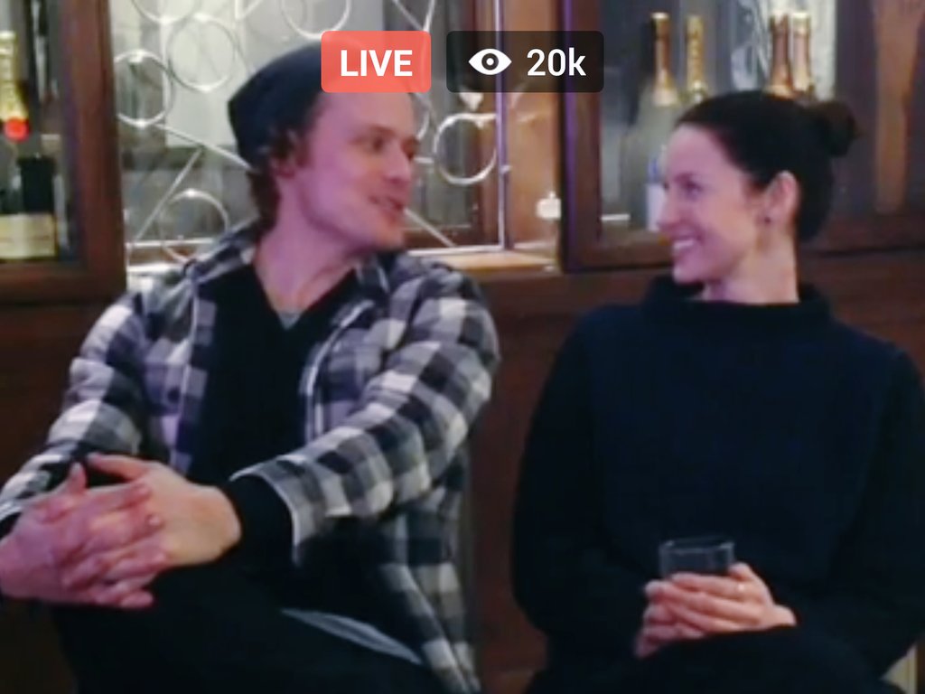 SSassenachs's tweet photo. โค๏ธScreen Shots from the Q&A with @SamHeughan &@caitrionambalfe ๐๐ #OutlanderPCA2017 #winnerwinnerhaggisdinner https://t.co/hZlzoC38Oj