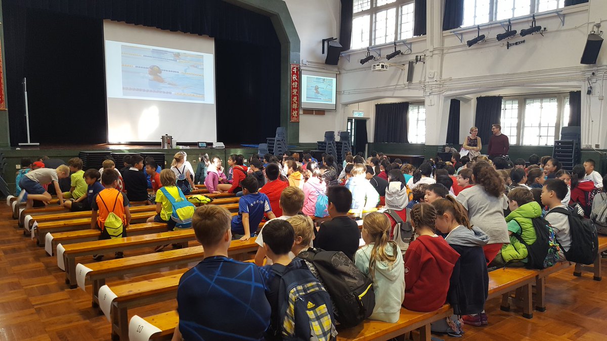 cwbsy6's tweet photo. Year 6 have arrived at KGV and are eagerly awaiting the start of their taster day. https://t.co/McQvoAGUQA