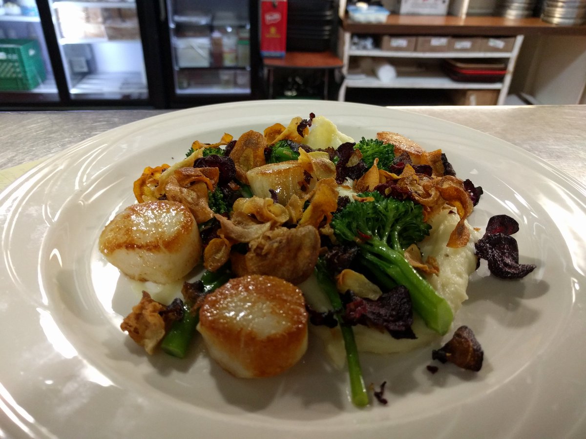Our scallop dish off the line tonight #scallops #demi #truffle #comfortfood  #crowneplazafredericton
