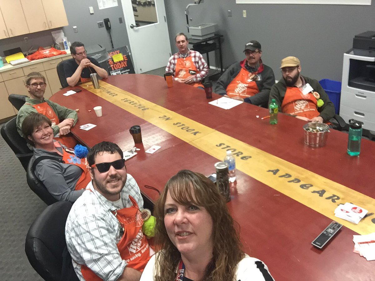 TComfortHVAC's tweet photo. #PKevent Great day of training at 2842! TC & HD @russ_brinkman @BJBlanchetteDSM @THDhvac @THDSpecialtyOps https://t.co/fbrjto9qxC