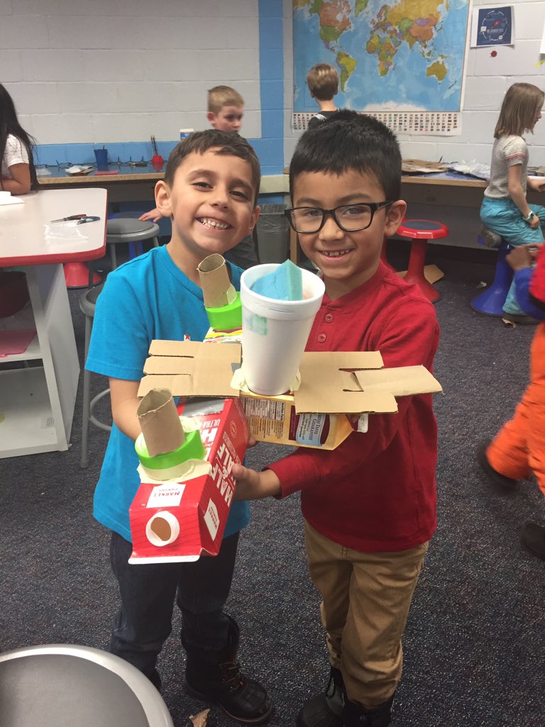 ms_harroun's tweet photo. Eggernauts!! 🥚🍳🚀 #onetoworld #dvechat https://t.co/1m1fPMEQLj