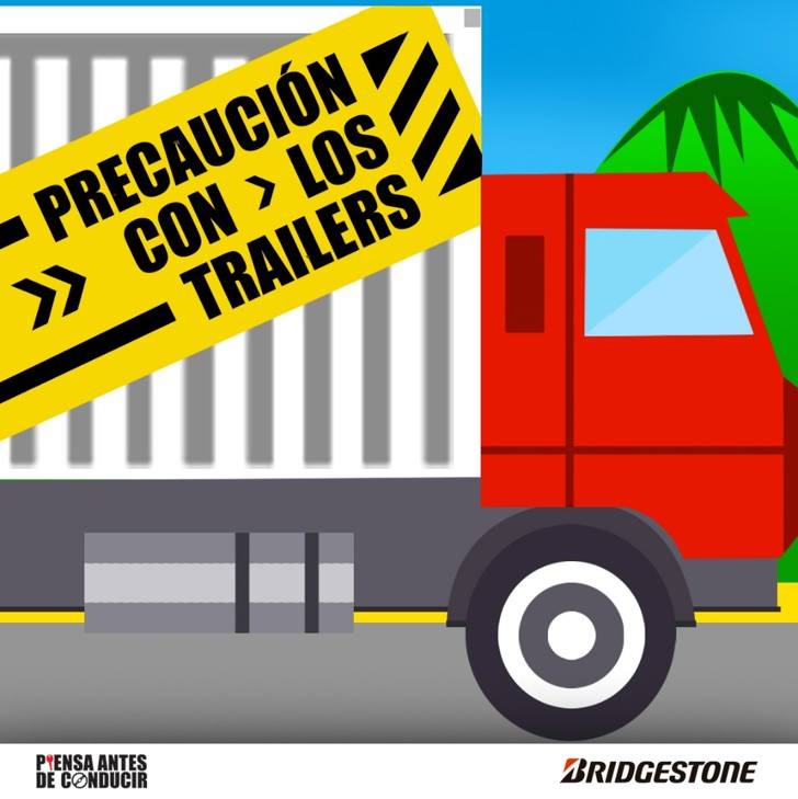 piensa_antes's tweet photo. #UnBuenConductor tiene precaución con los transportes de carga pesada. #Piensa_Antes y toma tu distancia. 💡👉🏽🚗 https://t.co/nXO9S9cuWw