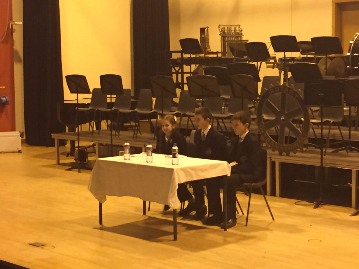 ChancellorsEng's tweet photo. The second team smashed it discussing whether violent video games and films should be banned - well done! https://t.co/lN2bJsfcdD