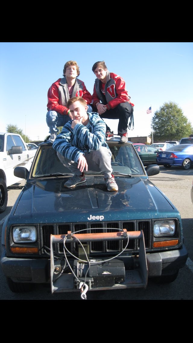 RIP to the Grand Cherokee you will be deeply missed😔