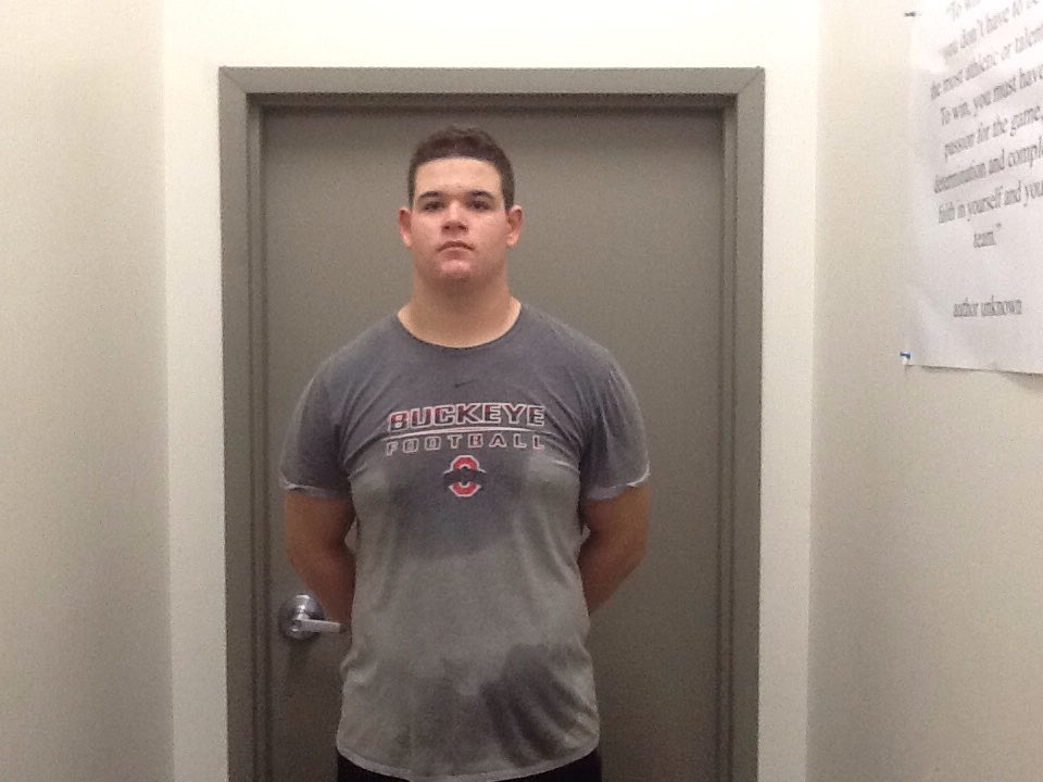 LHSMrKnuckles's tweet photo. @GalePride Freshmen lifter of the week is Quinton Burke #allhedoesiswork #freaknasty #fillsupthedoorway https://t.co/kcHEDG4wBq