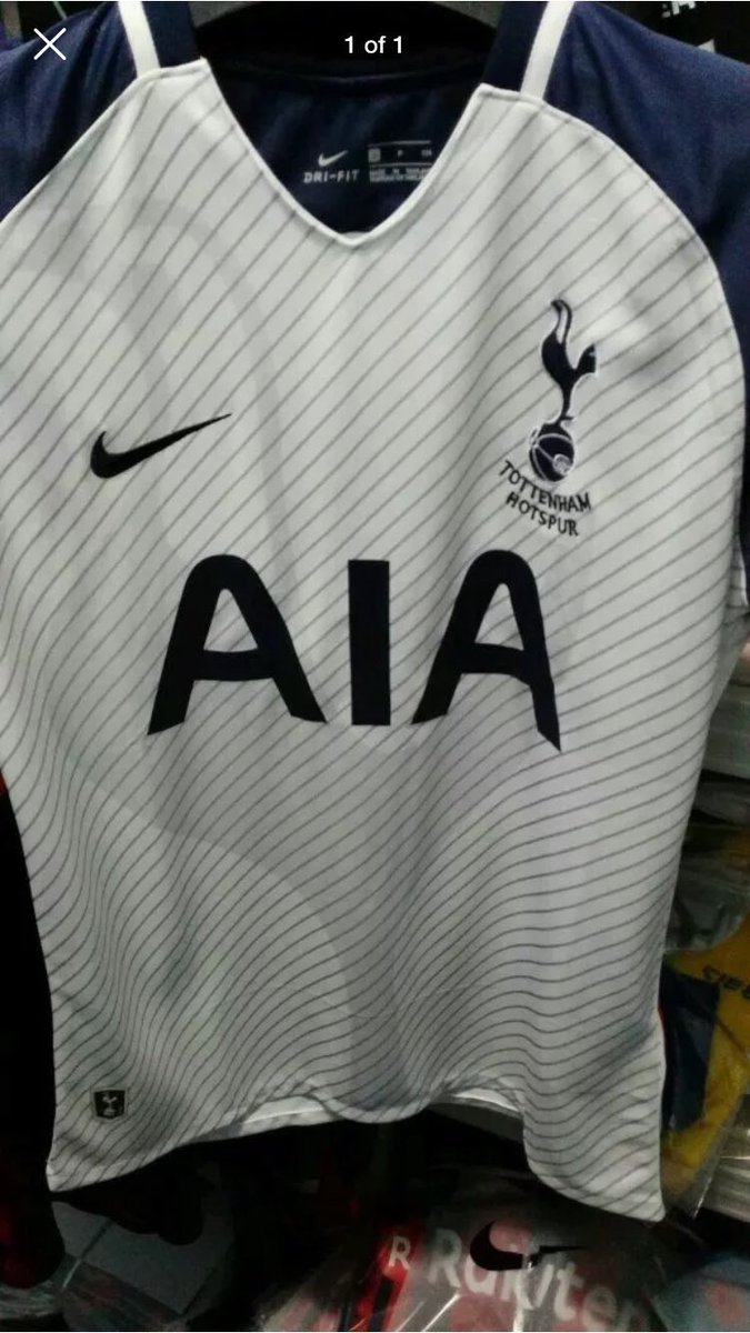 rupertalbe's tweet photo. Nel frattempo, da qualche parte nel mondo, qualcuno si è preso la briga di farle. Ovviamente non è @nikesoccer. #COYS #hotspur #tottenham https://t.co/fxJTOxsKCu