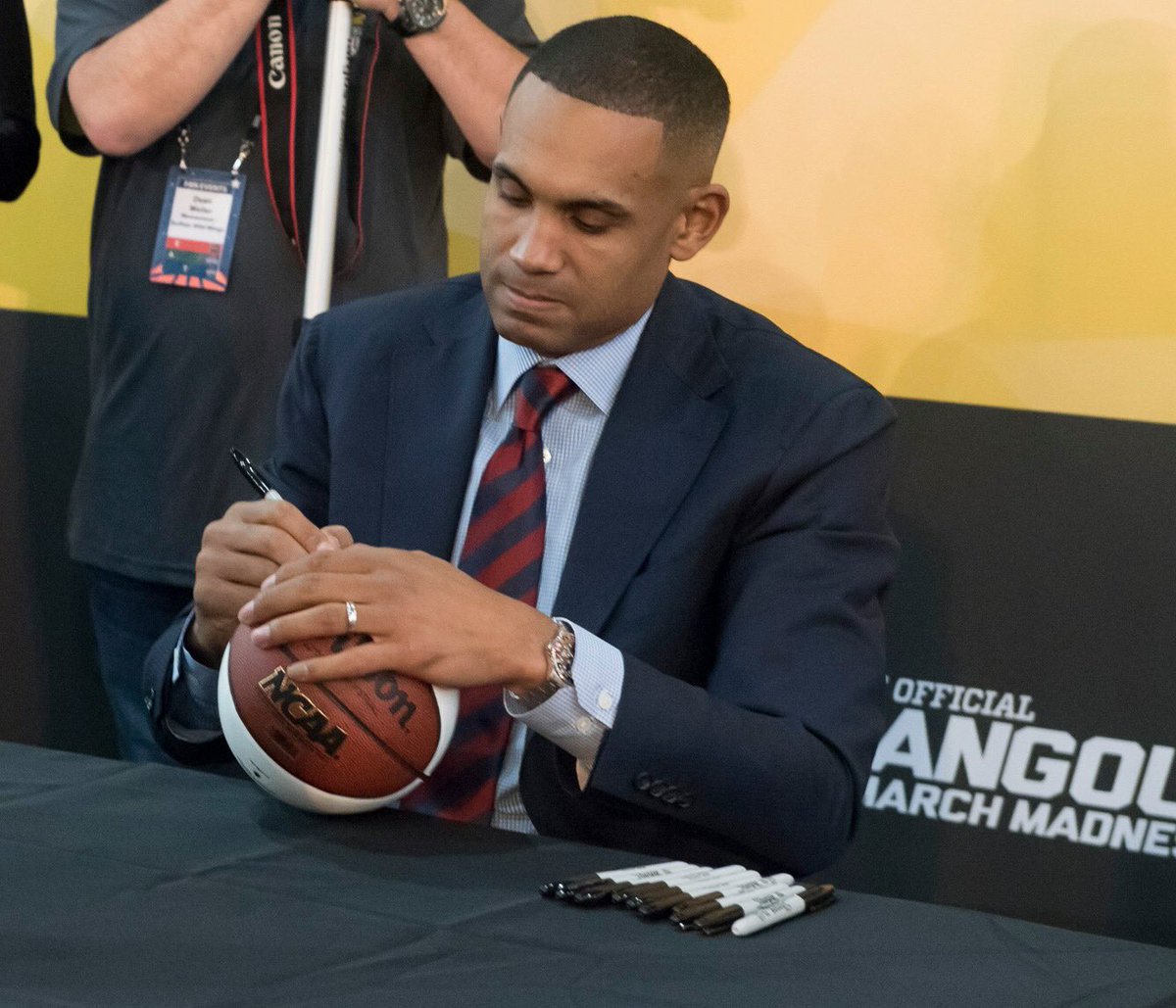 grant hill autograph