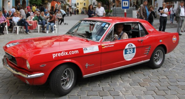 juztjonz's tweet photo. Connecting an old thing with the new - 1966 @FordMustang and @Predix make friends. #predixbuilders @GE_Digital #GE https://t.co/NCmkr9h4n1 https://t.co/BPhYGPRecw