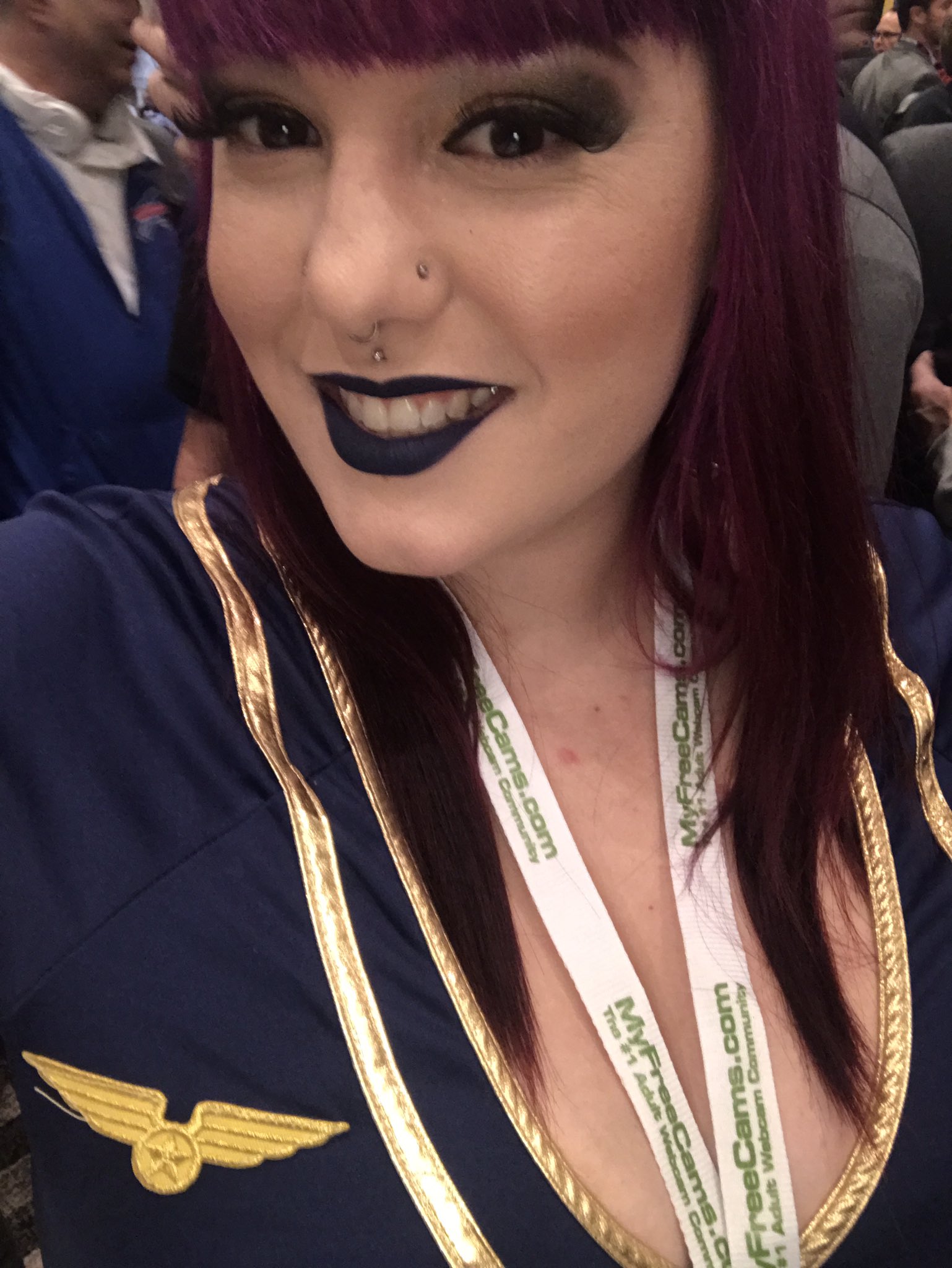 TW Pornstars Alexis Allure. Twitter. Come find me at the expo. 10 27