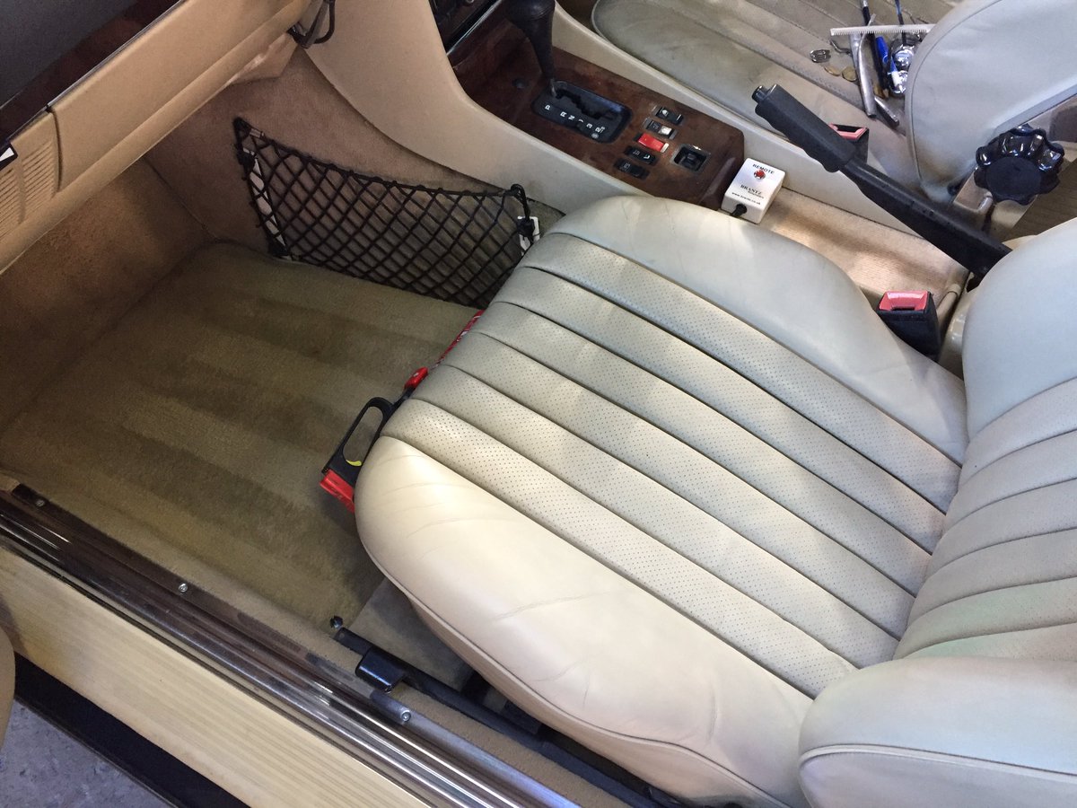 Vseast's tweet photo. #mercedes300SL full interior valet today following its stay at the body shop. @pvdapproved @MercedesBenzUK #detailing #valetsoutheast https://t.co/Q00dQu8yFi