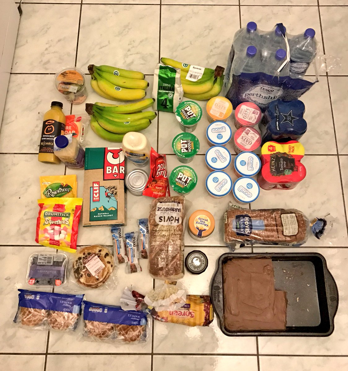 LeoandtheLion's tweet photo. It's a lot of food...but is it enough?! Another 12 bottles of water in the car and brownies to be made! #strathpuffer #foodgrid https://t.co/DMD29Uh7JS