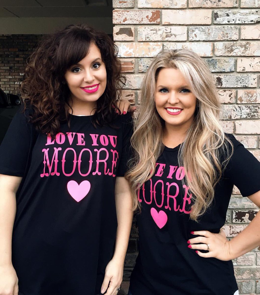 JenniferOnkst's tweet photo. Headed to see @JustinColeMoore we couldn't be more excited!!!! 👯😍❤ https://t.co/4DG9Ydq9mA
