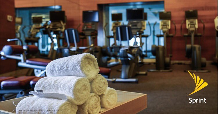 1009Oconnor's tweet photo. Your gym has 1% more gym towels than your friend's. Should it cost twice as much? No Verizon, it shouldn't @fattony20 @SprintCentralTX https://t.co/W16SUkyUVk