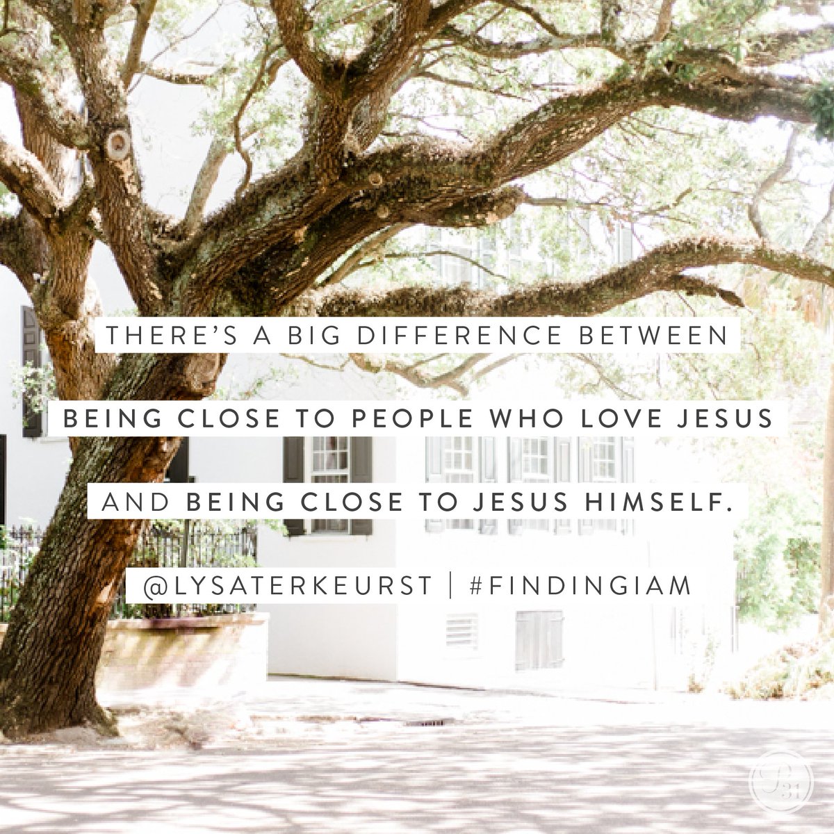 Proverbs 31 tweet media