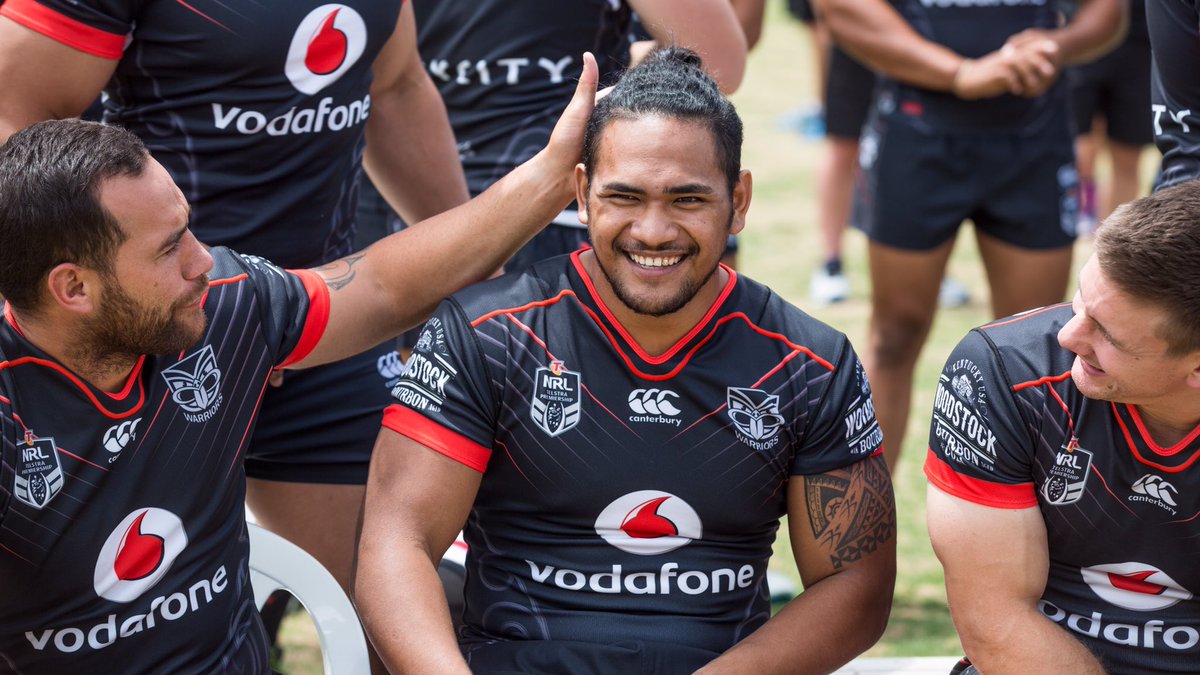 NZWarriors's tweet photo. Family photo done ✅ 

#WarriorNation 😝 https://t.co/UMGDZBYApc