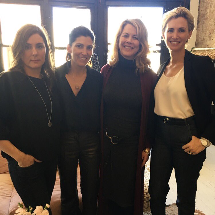 thesecond_shift's tweet image. Amazing morning with our members talking #gigeconomy and #makeworkworkforyou with @LisenStromberg and Ariane Goldman Founder of HATCH.
