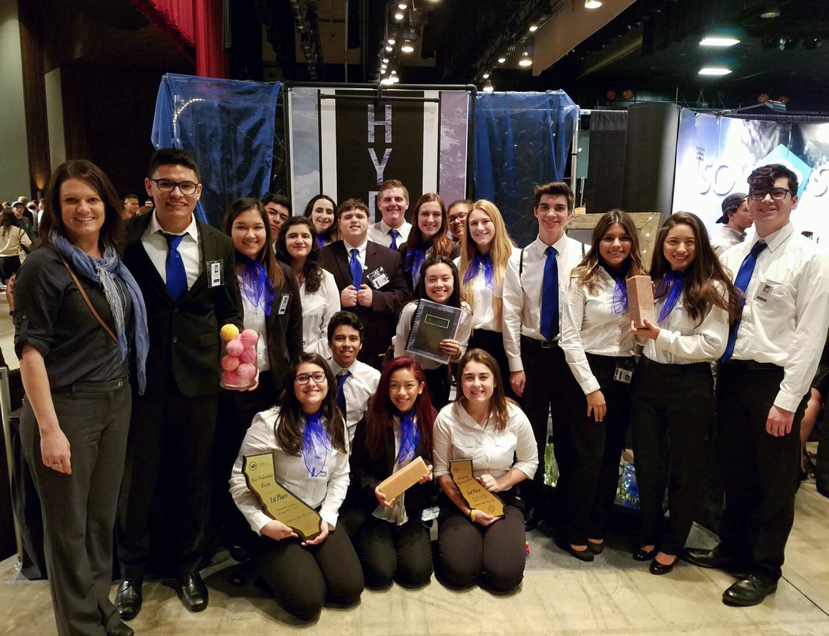 HydrusBathCo's tweet photo. Congrats to HYDRUS, for receiving 1st place in "Best Professional Booth" &amp; 2nd place in "Company Business Card"! @VEInternational https://t.co/rdIYCxkMu7