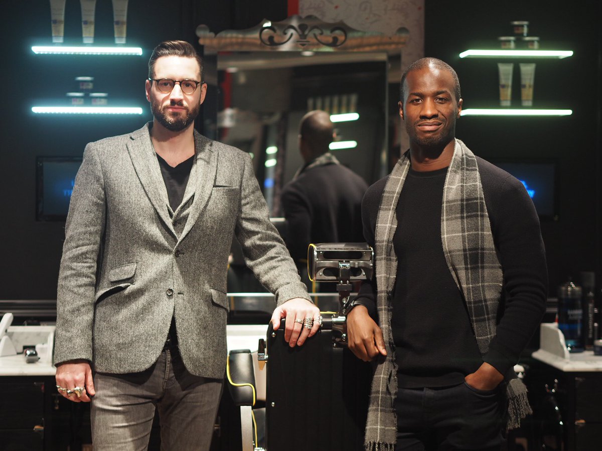 MakethTheMan's tweet photo. We popped into @Teds_Grooming for a trim and shave, at their new room in Canary Wharf 👨🏾👨🏻 #Tedcanarywharf #mensgrooming #TeamMaketh #blog https://t.co/v7ql4BEQUW