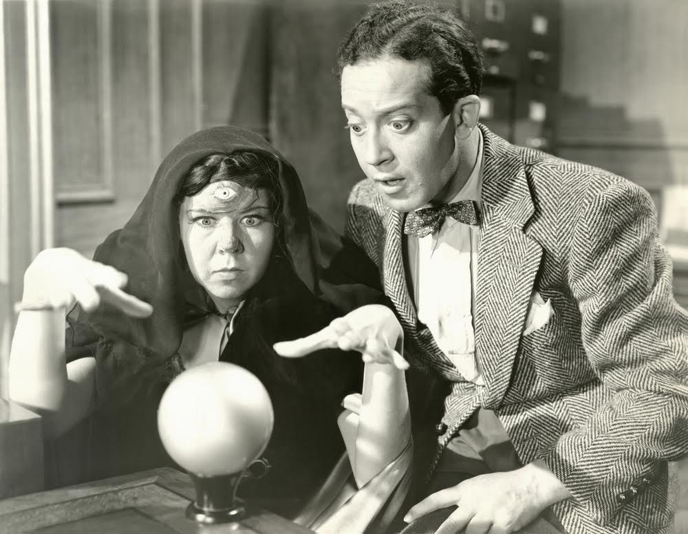 According to <a href="/mawlzzzz/">Molly</a>, #HR in 2017 will be known for “Total Transparency,” bit.ly/2iFZqJQ