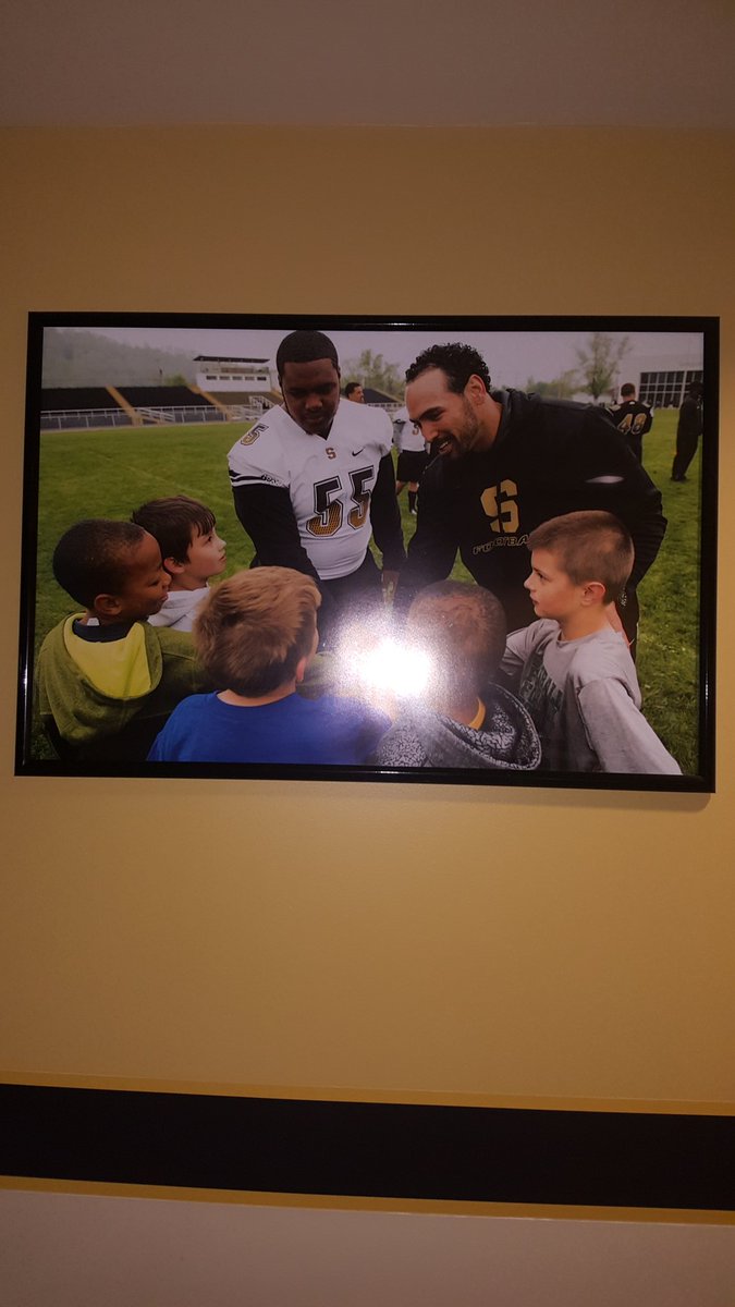 Coach_BGarcia's tweet photo. @FdotTHOMAS the 🐐 https://t.co/OiInXuk2z3