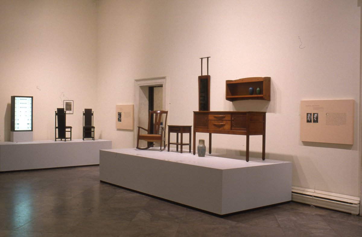 BuffaloAKG's tweet photo. "American Arts and Crafts: Virtue in Design" featured significant examples of early-20th century furniture, ceramics, &amp; sculptures. #tbt https://t.co/V4k5SmjIjs