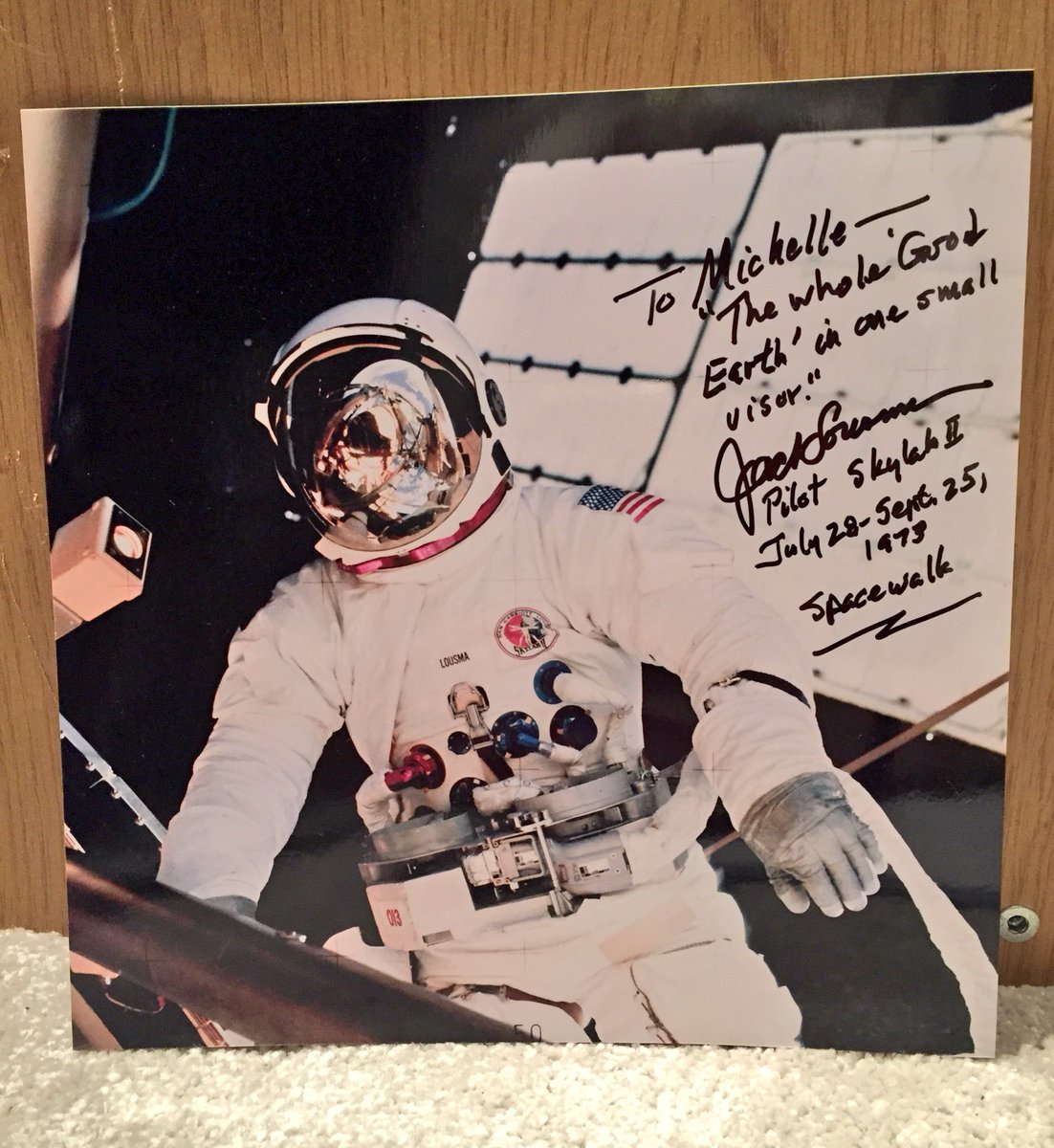 hellospacething's tweet photo. Whilst digging out old Meteorite Mag issues, I stumbled across memories from @cosmicconevent :)

#space #rocks #astro #Skylab #STS3 https://t.co/T7LG1eIWRm