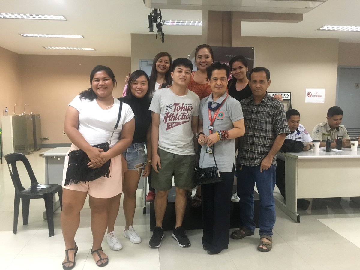 meduhng's tweet image. Yesterday 😂👌 #teamgoodwill 💕