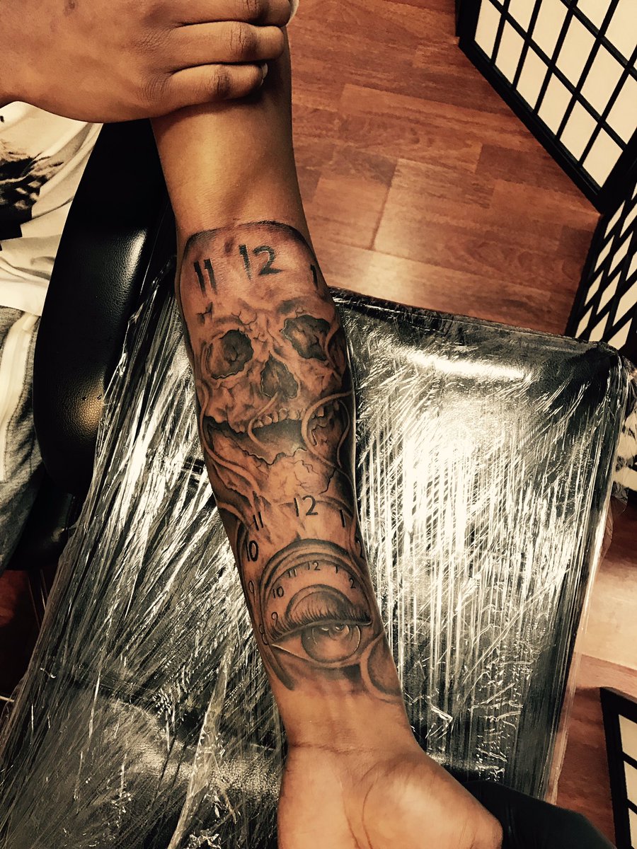 dakidd_ink's tweet photo. MostRecentProjexts #VinchiArt https://t.co/3eUO4x4Uuo