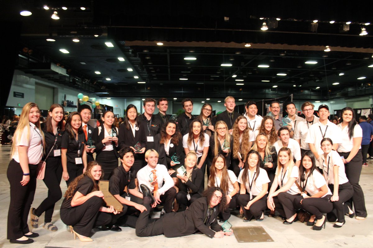 mvhs91's tweet image. HUGE congratulations to both Virtual Enterprise classes coming in 2nd and 3rd place in California! Qualifying them to Nationals!