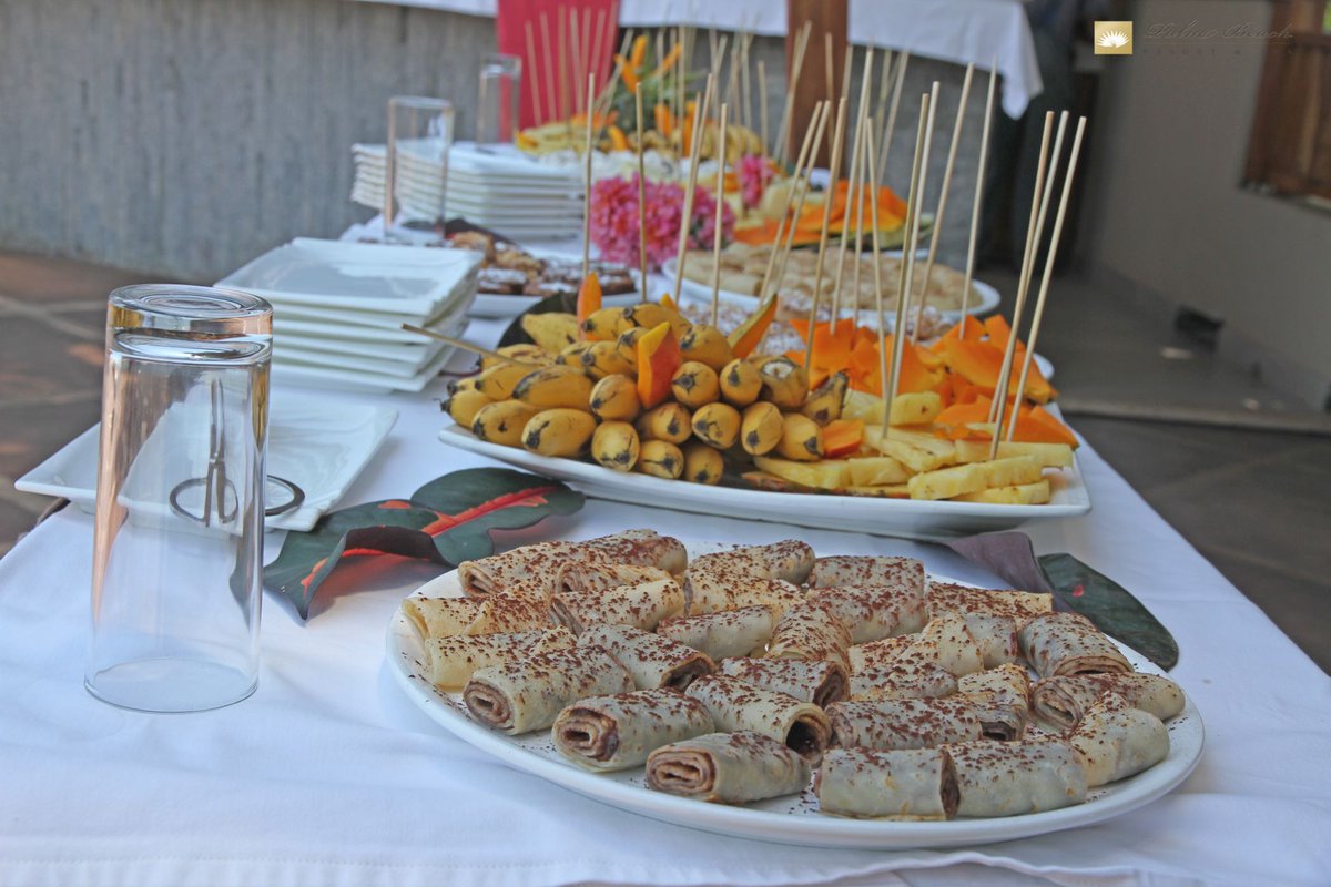 NbPalmbeach's tweet photo. #delicious #buffet
#madeforpeople
#takemeback! https://t.co/LkxHUKgSSv