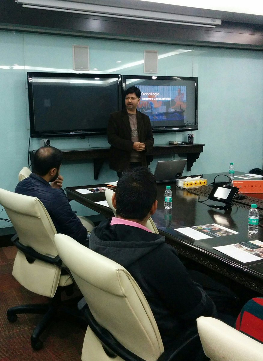 GlobalLogicJobs's tweet photo. Our AVP @_Nitin_Jain joins us to address and share insights about us with everyone #GLconnect https://t.co/6sEILE0Fe2