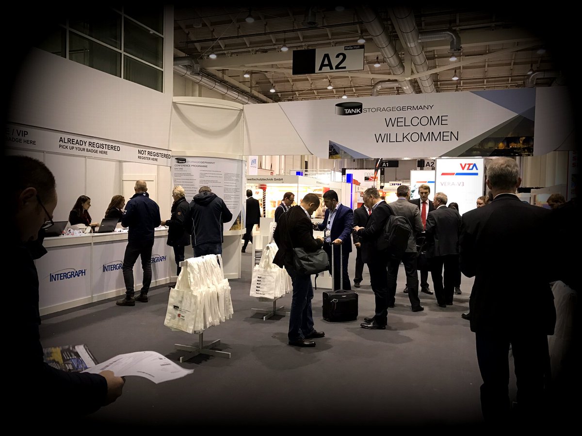 FullMost's tweet photo. Full Most at Tank Storage Germany 2016 Exhibition in Hamburg #InternalFloatingRoof #IFR #MagnetAdjustableDrive #MAC https://t.co/hEuV8Vcgq0