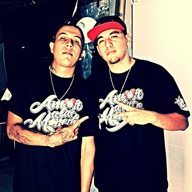 ToonzBeatz's tweet photo. Tenemos algunos batazos para ustedes este año, si no sabían, ahora saben!! 
LA, MX, ES!! Cheaaaa!! @ckan98 y @Pipo_ti #Ckan #PipoTi #Roots https://t.co/hfBlnZHQ70
