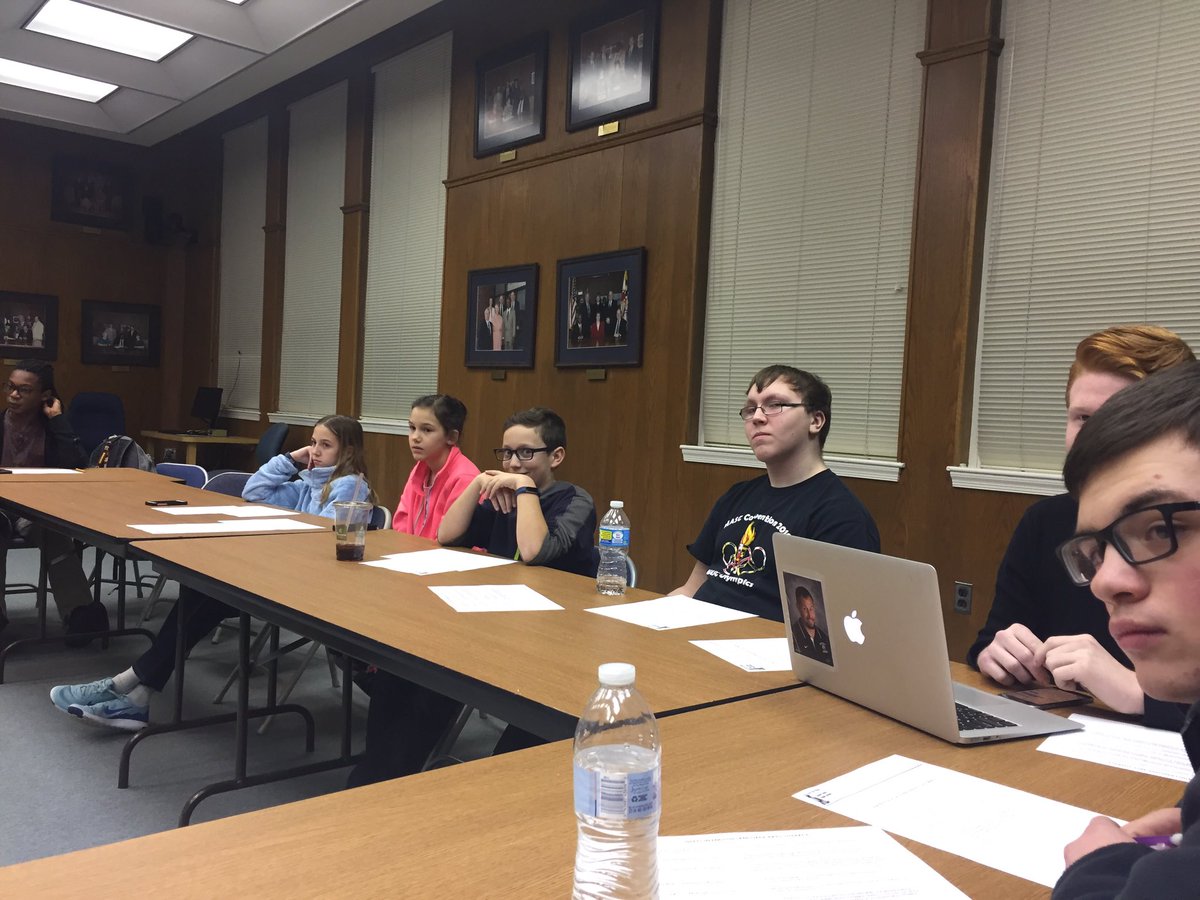 StACofCalvert's tweet image. Thank you to Ms. Flanagan for meeting with us to discuss the ELA department! Lots of new members joined us tonight!