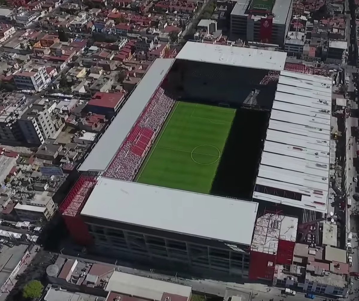 Espectaculares tomas aéreas del remodelado Nemesio Díez. #Toluca #Diablos
Vía <a href="/record_mexico/">DIARIO RÉCORD</a>