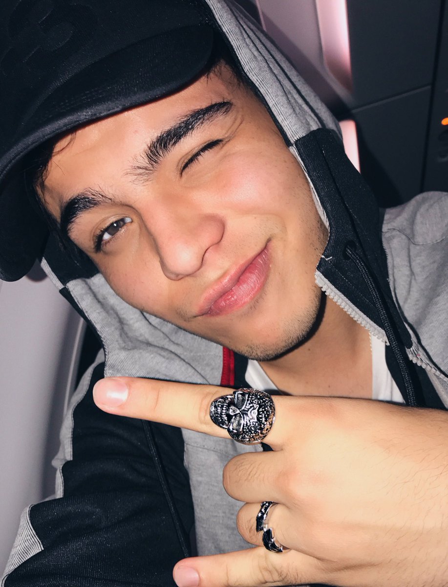 sebastián villalobos tweet media