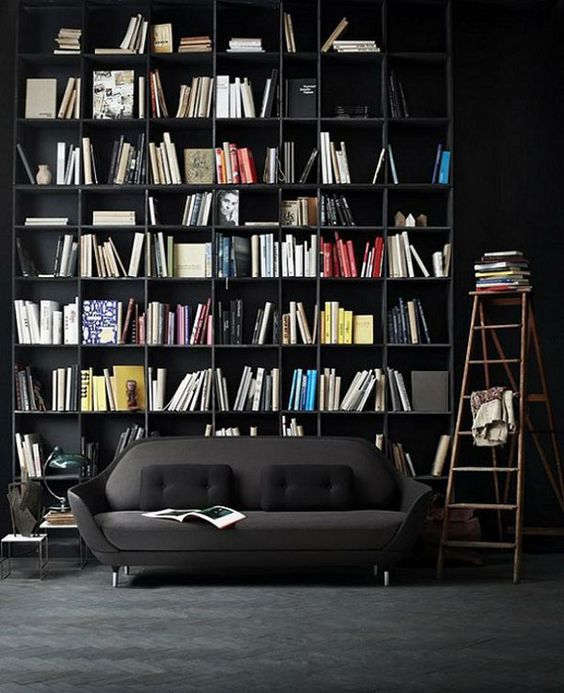 LibrosMarques's tweet photo. El día se termina pero no nuestras ganas de #leer. #RincónDeLectura #Libros #VidaDeLector https://t.co/1bCcl2fgQH