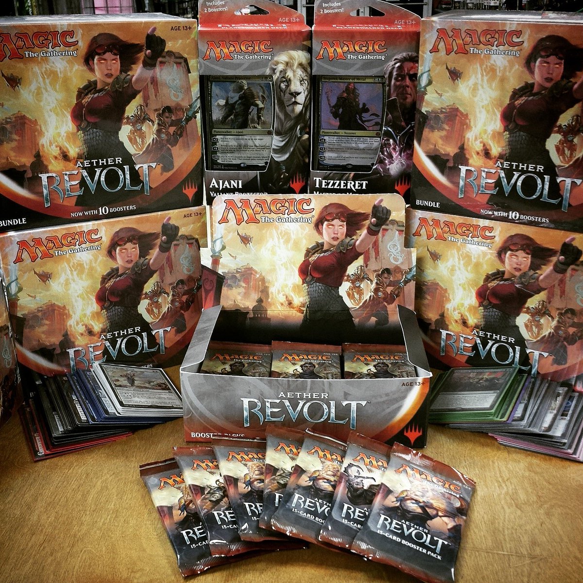 gmgcrestview's tweet image. Midnight Release! #AetherRevolt is here, &amp;amp; we have plenty of it. Open til 12:30am if you want to buy some tonight. #mtgaer #magicrelease