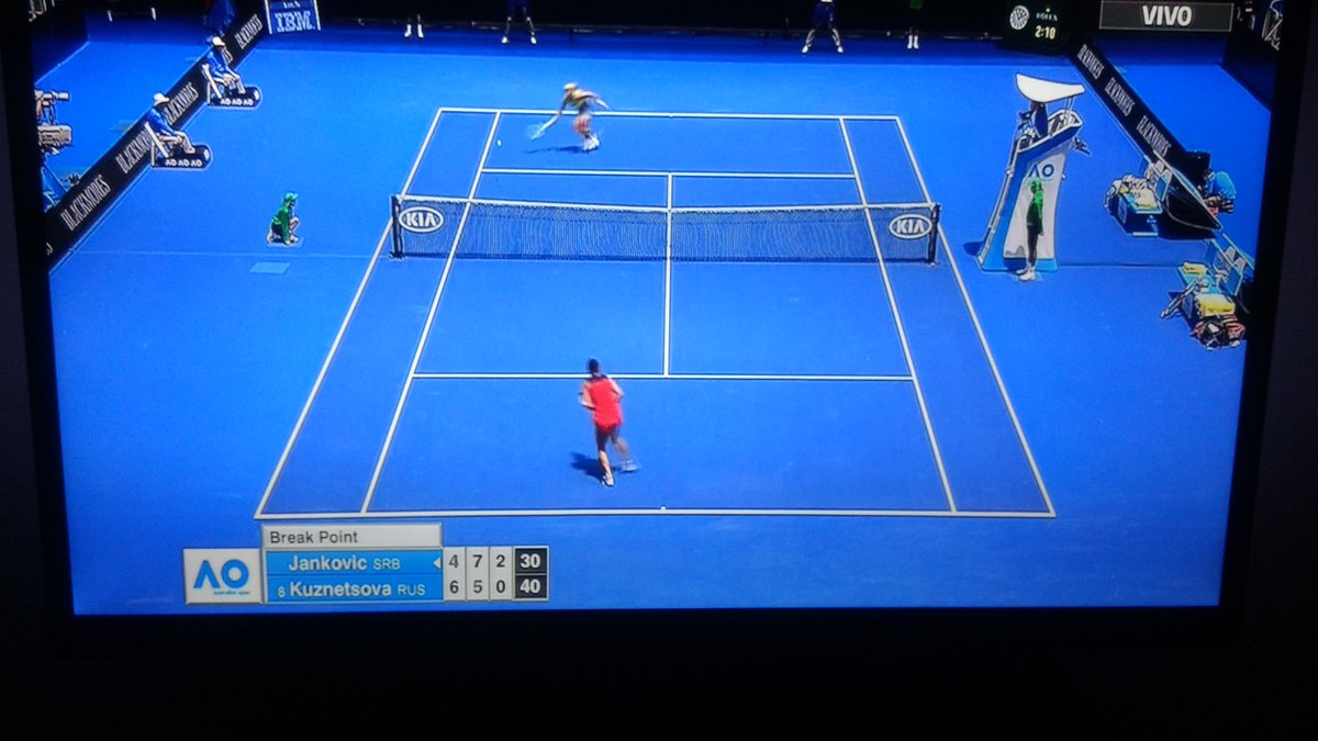 fabiancastro66's tweet photo. Jankovic/Kuznetsova queman la bola en un partidazo de 3ra ronda q hubiese sido semi o final hace 5 años.El tiempo mata todo menos el talento https://t.co/r0hPyl34h6