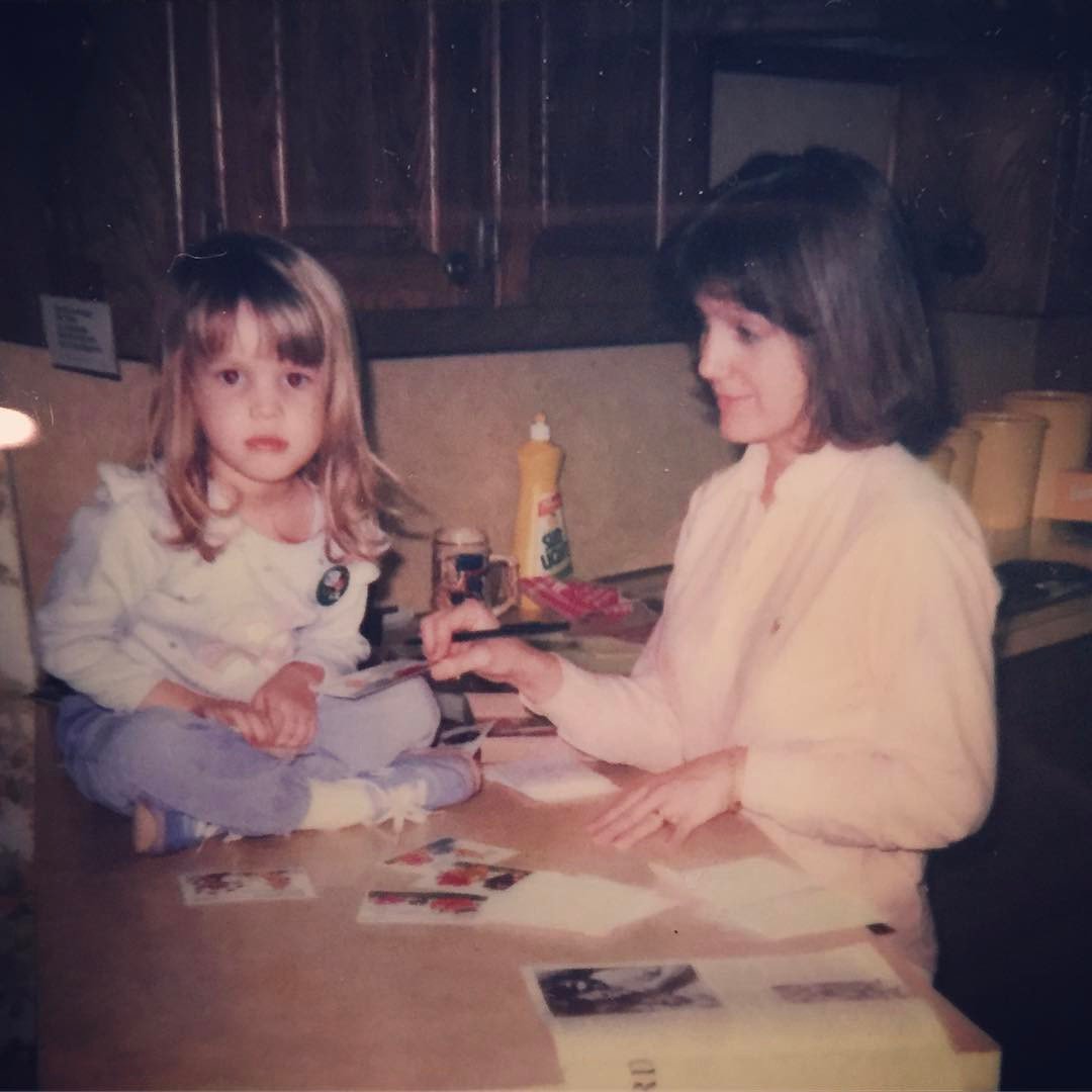 _Starkiddo's tweet photo. Jessica Simpson wishes mom a Happy Bday with a TBT snap. #JessicaSimpson #TBT #TinaSimpson

https://t.co/LPJTH1PywE https://t.co/bgbfqqm5Sf