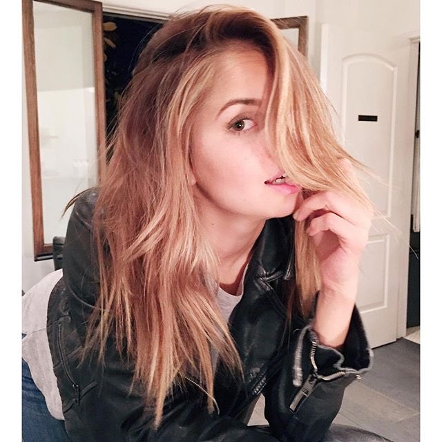 JuIietteMAS's tweet photo. I think it would be pretty https://t.co/7ExBO8gcog