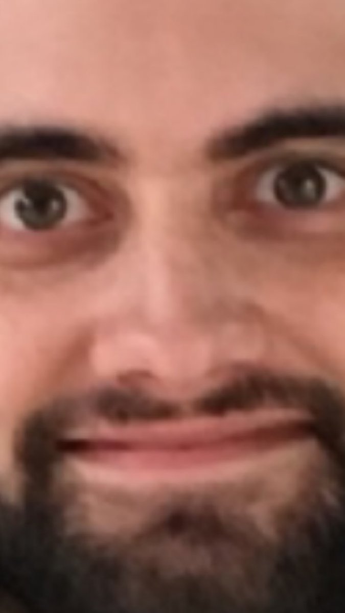 coolworrier's tweet photo. when you secretly want to die but you play it cool cause you're at the zoo. https://t.co/udo3SB2RE5